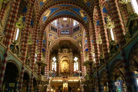 Basilica de San Carlos Borromeo y Maria Auxiliadora