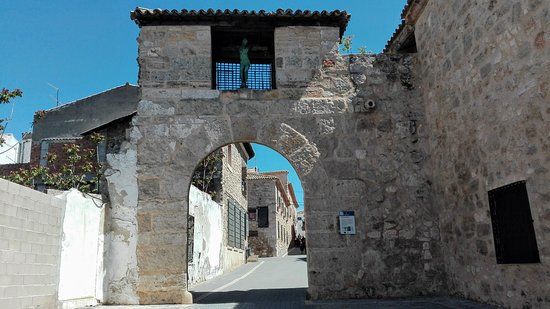Puerta del Almudi