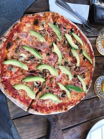 Piza e vino