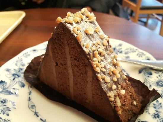 Angela's Bakery & Cafe