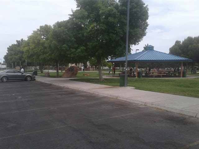 West Flamingo Park