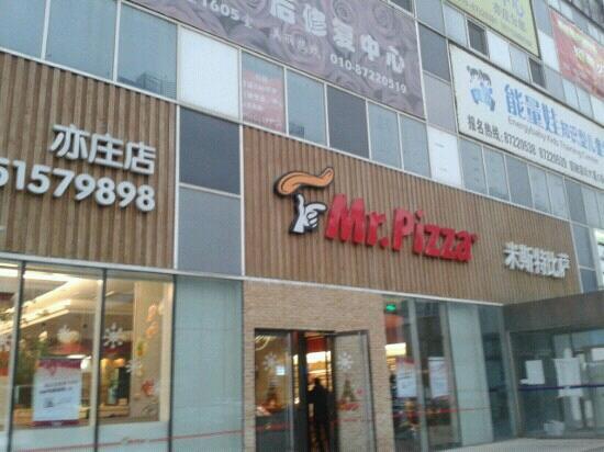 Mr. Pizza