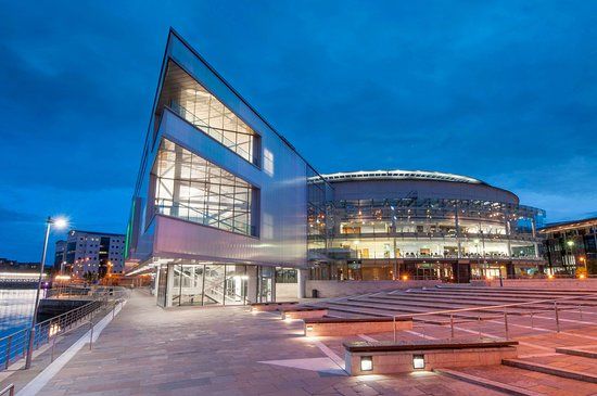 Centro The Waterfront Hall