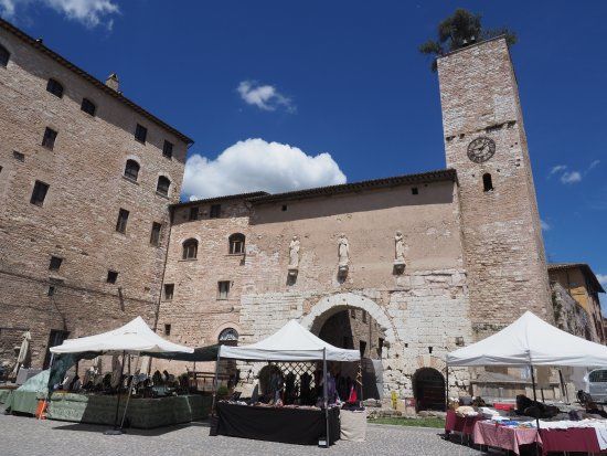 Porta Consolare