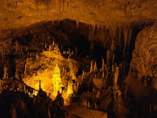 Cueva de Perama