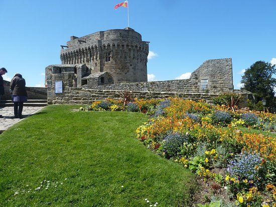 Chateau de Dinan