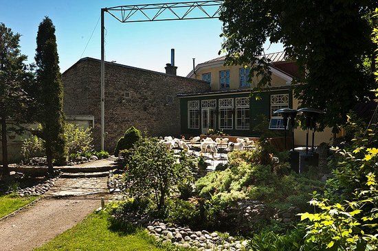 Leib Restaurant