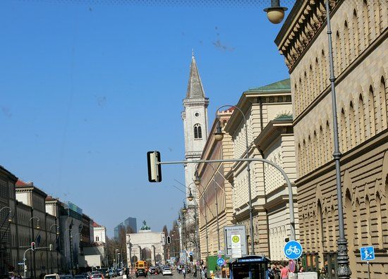 Leopoldstrasse