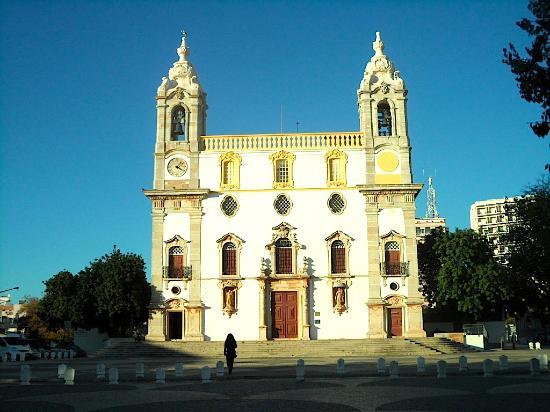 Carmo Kirche