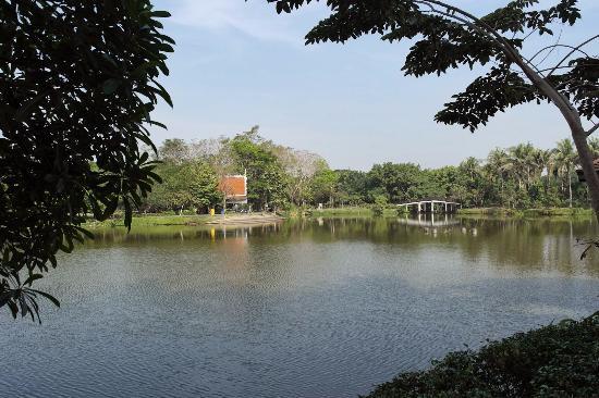 Suan Serithai