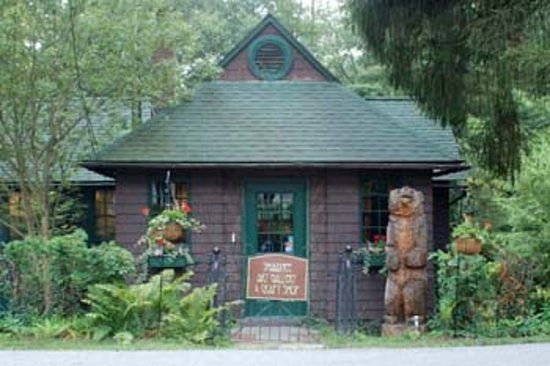 The Shawnee Gallery