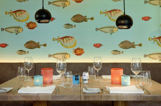 Coast Restaurant & Weinbar