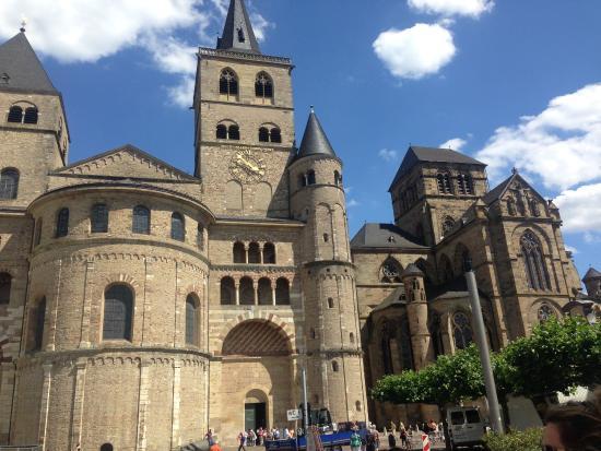 Cathédrale Saint-Pierre de Trèves