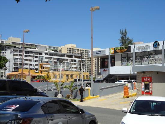 Isla Verde Mall