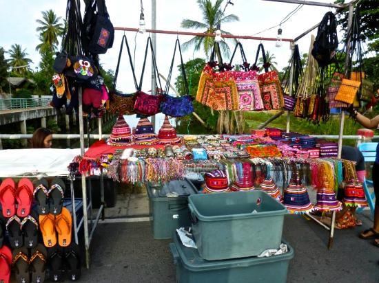 Lamai Night Market