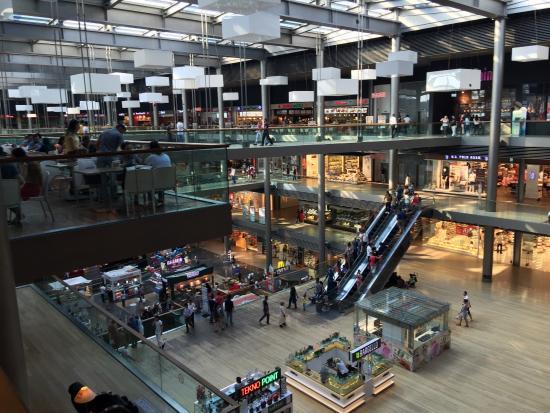 Pelican Mall AVM