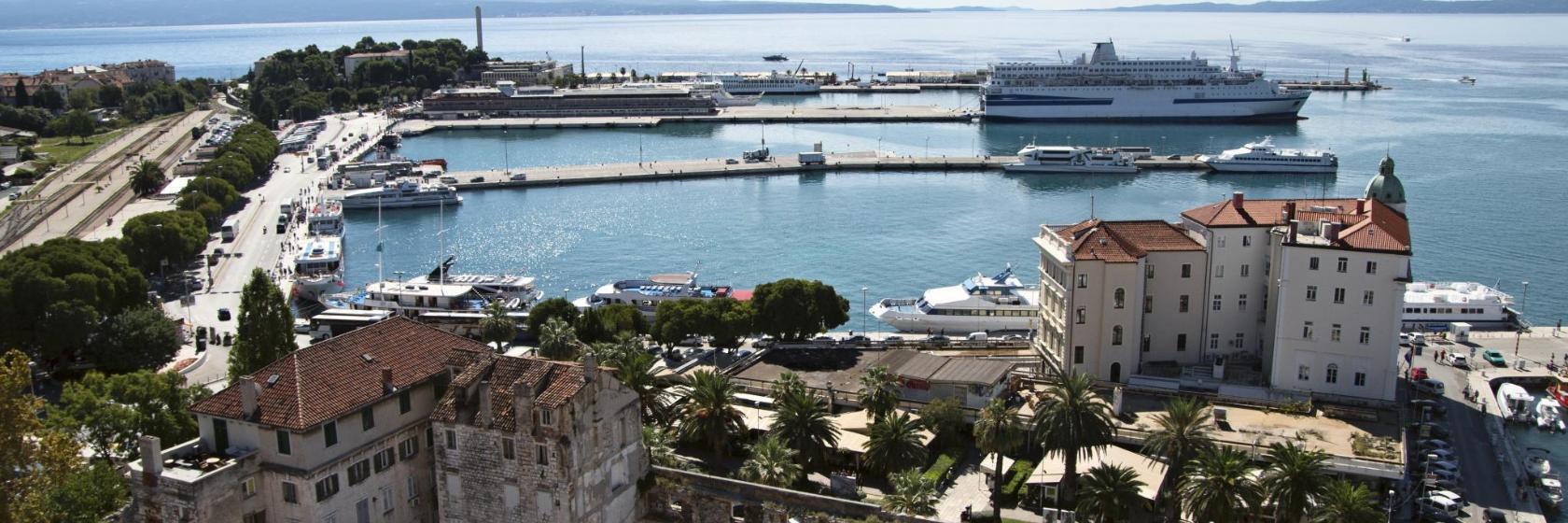 Split Port