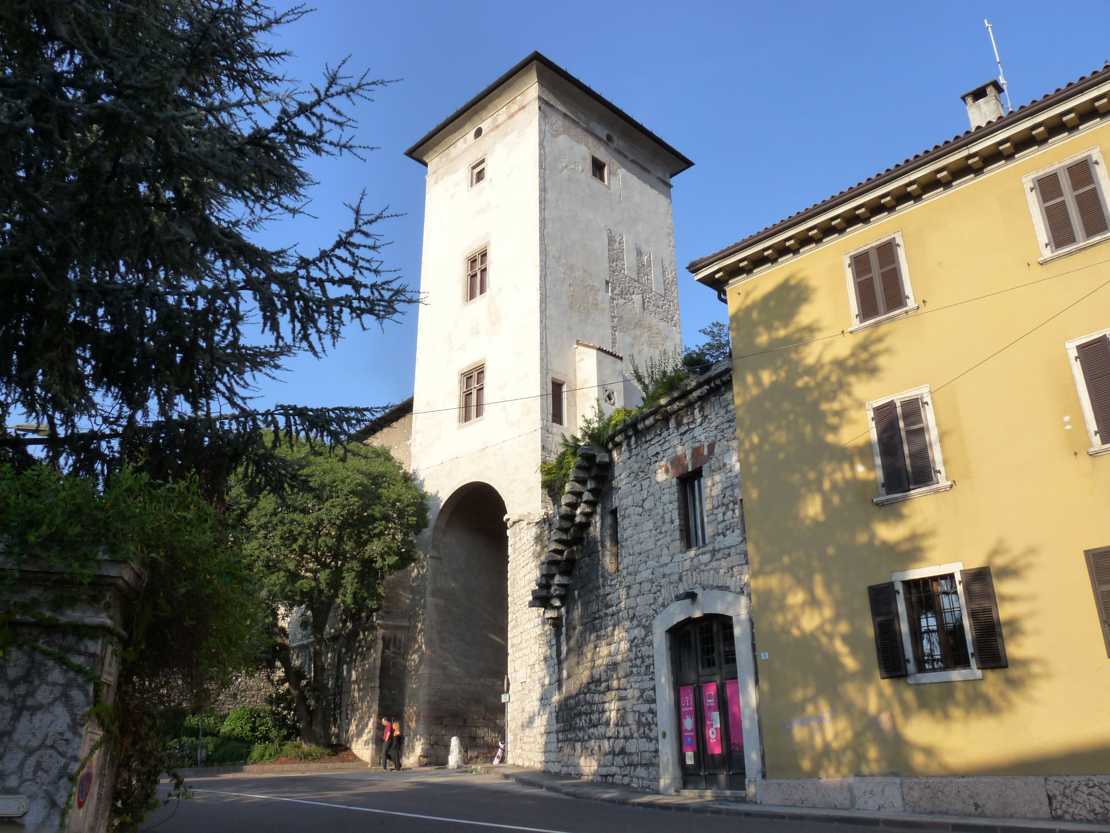 Torre Aquila