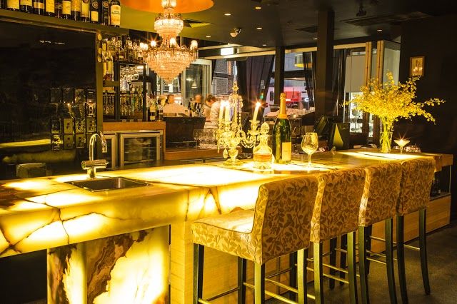 CRU Bar & Cellar