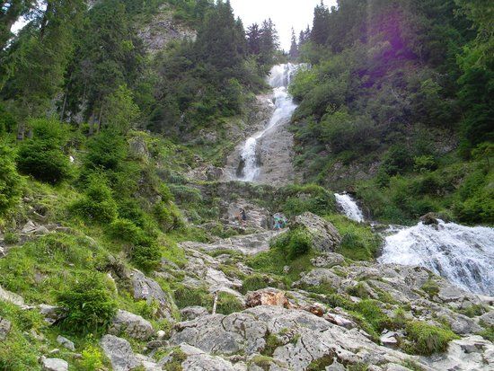 Cascada de los Caballos