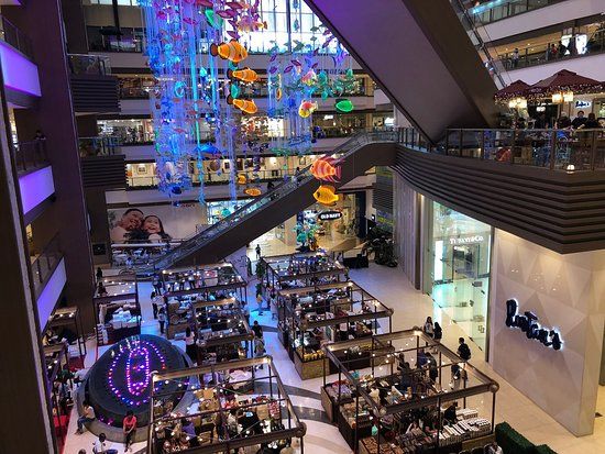 Shangri-La Mall