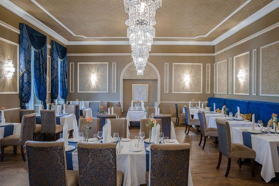 Carleton Restaurant